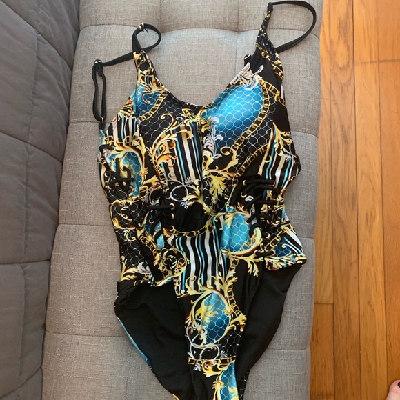 TINIBIKINI one piece swimsuit - Picture 5 of 6